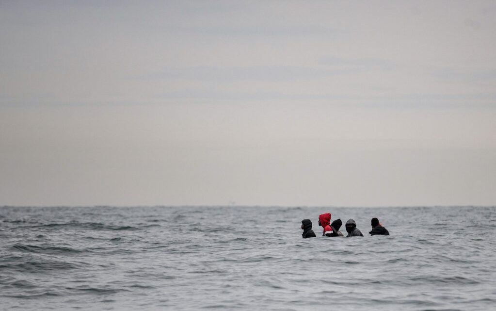 Nord de la France : Décathlon retire les kayaks de ses magasins pour éviter des traversées de la Manche