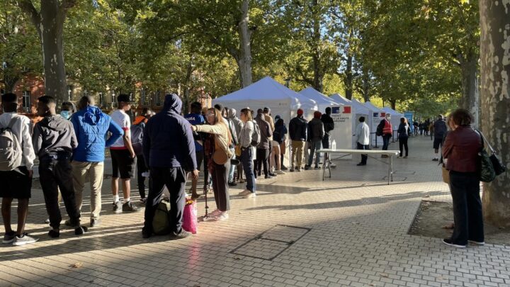 Toulouse : les jeunes migrants qui campaient devant le palais de justice ont été évacués