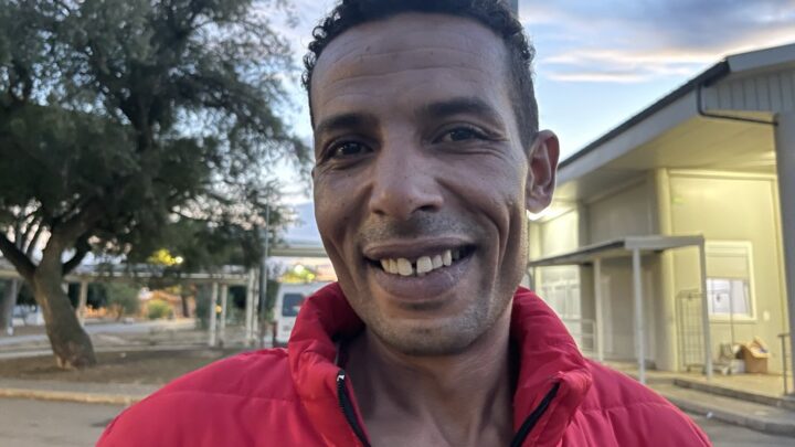 « La traversée, c’était comme une mort lente » : le soulagement des migrants arrivés en Calabre