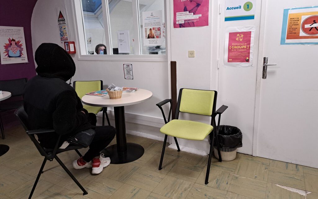 Le centre de santé sexuelle de Paris dépiste gratuitement les migrants pour les infections sexuellement transmissibles