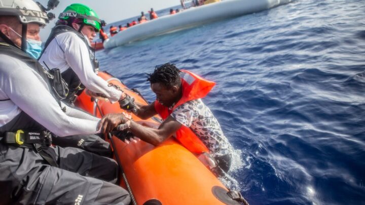 Italie : la nouvelle loi sur les sauvetages en mer « nous rend la vie encore plus difficile », estime MSF