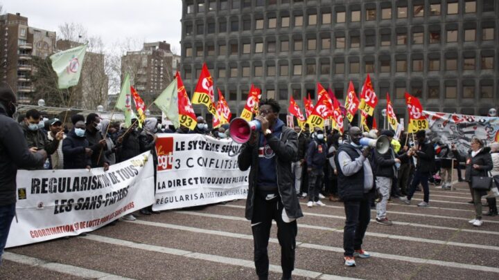 En Italie, le parti post-fasciste de Giorgia Meloni donné vainqueur des législatives