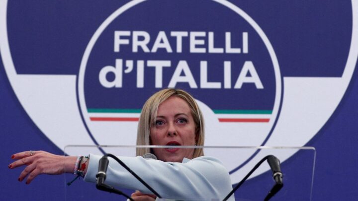 Italie : Giorgia Meloni, l’architecte d’une politique migratoire « difficile à mettre en place »