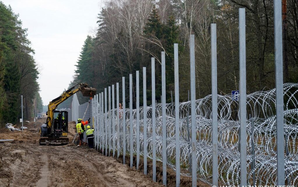 Lettonie-Biélorussie : Amnesty International dénonce des « violations sévères des droits humains »
