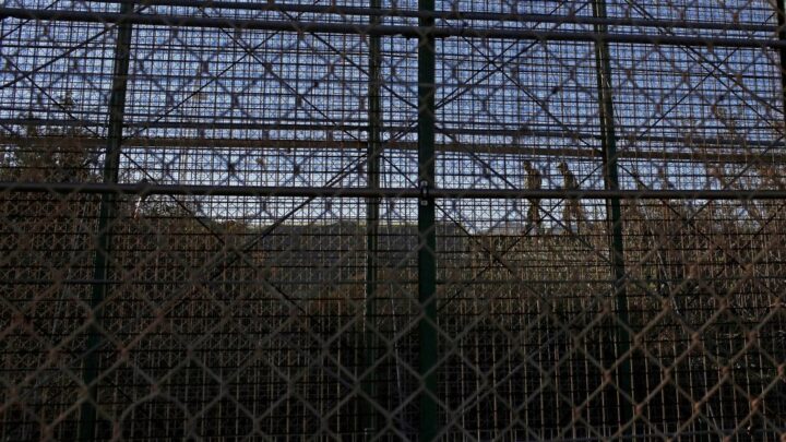 Melilla : des dizaines de migrants tentent d’entrer dans l’enclave depuis le Maroc